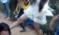 捉蜂衣服视频大全,全方位捉蜂衣服视频大盘点