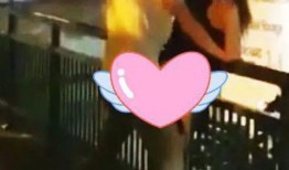 公园情侣按捺不住视频,按捺不住的浪漫瞬间