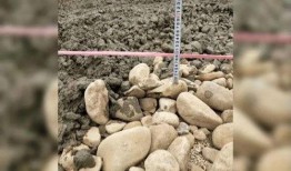 鹅卵石小道施工视频,匠心独运，打造自然美景