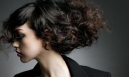 烫头发视频,轻松打造时尚卷发效果