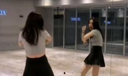 猪猪侠舞蹈教学视频,轻松学会可爱舞步