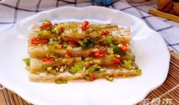 肉皮冻的做法视频,家常美味，简单易学