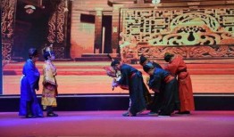 礼仪情景剧表演视频,笑谈间展现